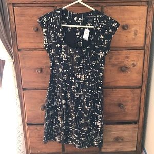 French Connection, size 2, NWT.